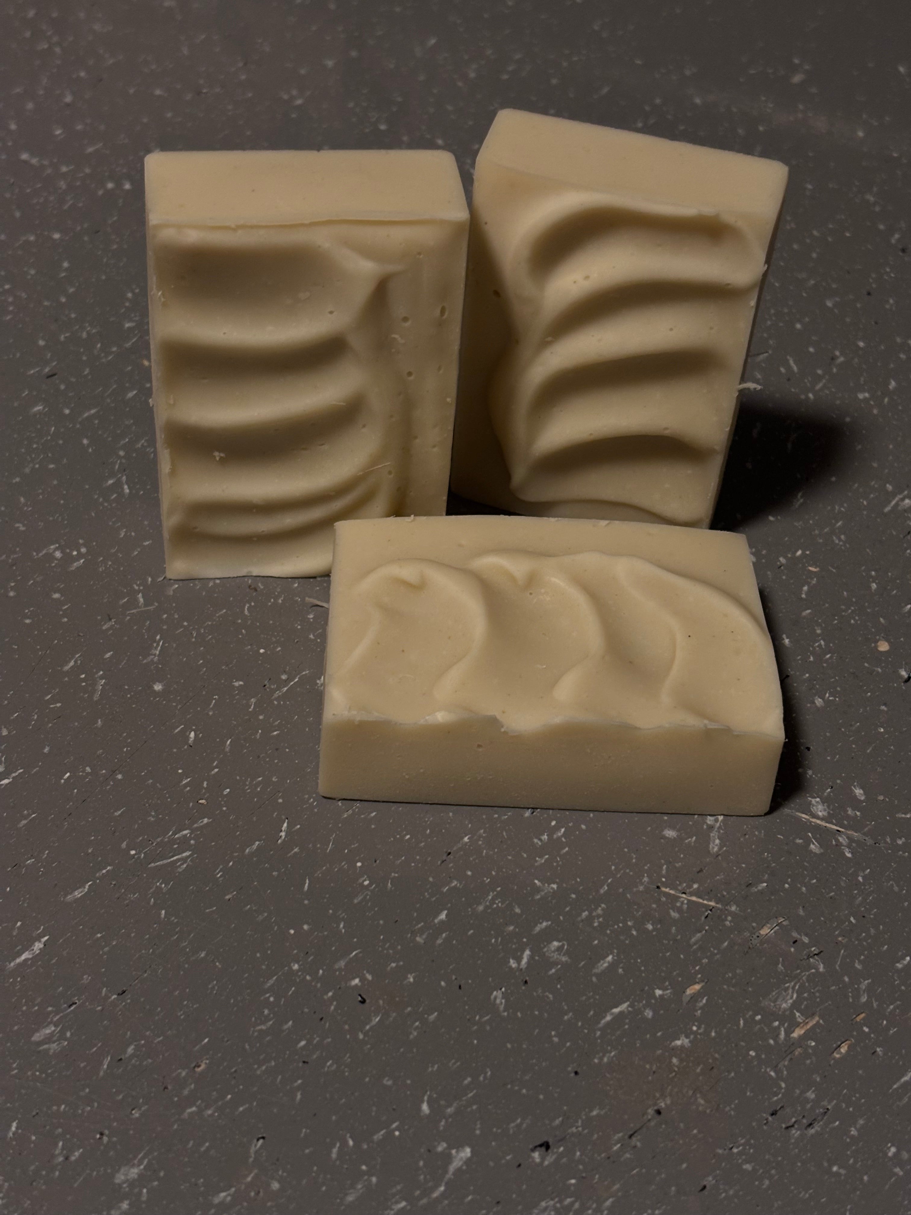Natural soap bar (no scent)